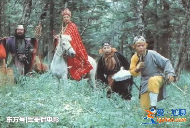他演的如来佛祖深得人心,到泰国遇到自己的佛像,走路上被人跪拜 他演的如来佛祖深得人心,到泰国遇到自己的佛像,走路上被人跪拜
