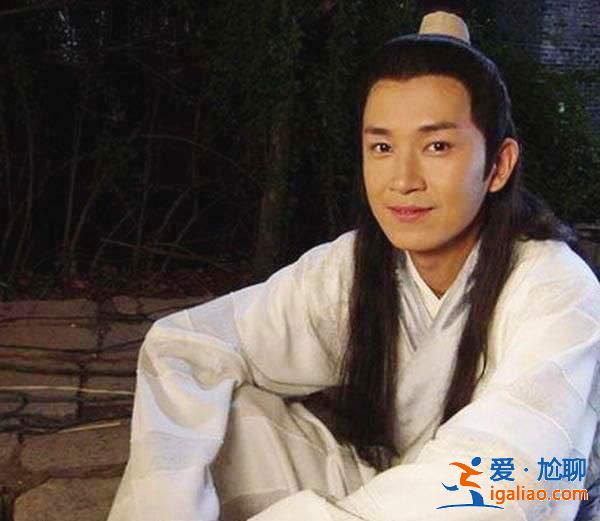 潘粤明微博宣传画本，评论中却被指责不管儿子，他回复让人心酸
