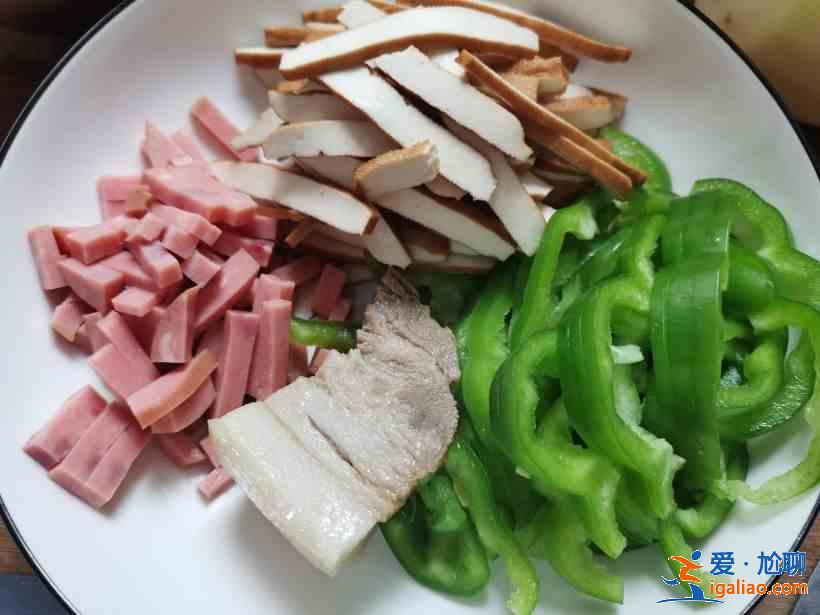 土豆丝焗饭的做法 最爱土豆丝焗饭? 土豆丝焗饭的做法 最爱土豆丝焗饭?