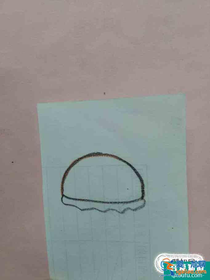 汉堡简笔画怎么画  汉堡的画法？