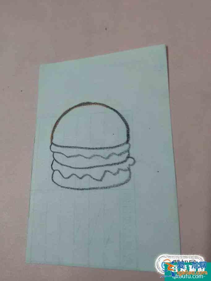 汉堡简笔画怎么画  汉堡的画法？