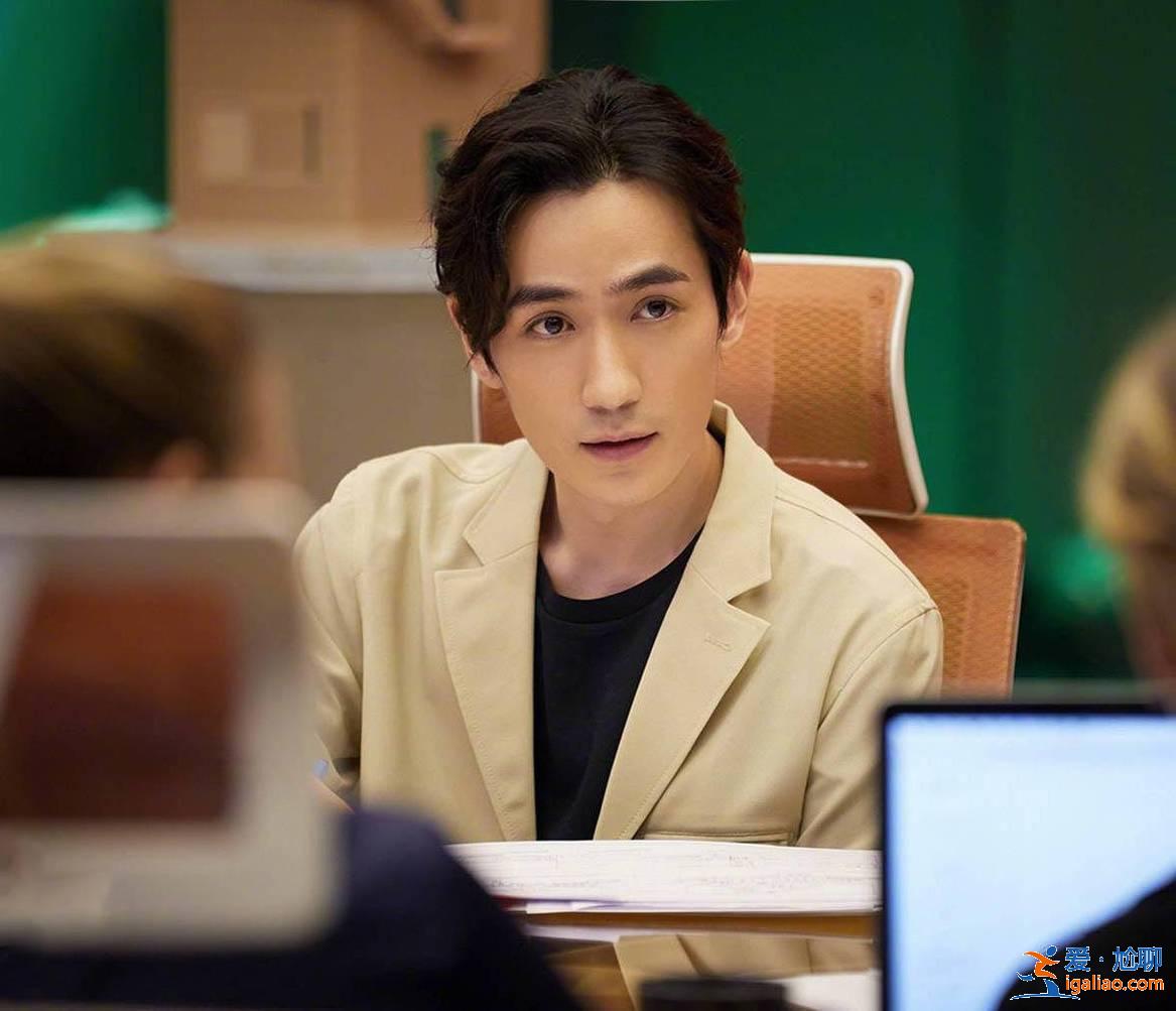 这个5月有毒？王源点燃娱乐圈，宋祖儿闹脏话乌龙，她惨被骂哭