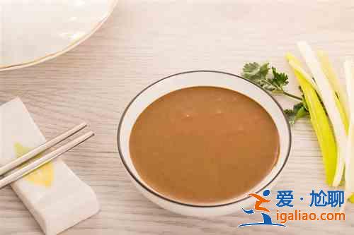芝麻酱怎么调稀 芝麻酱怎么调好吃？