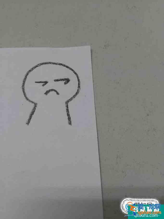 小人可爱表情包简笔画怎么画？
