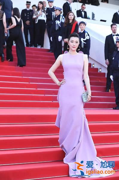 黄璐戛纳多变造型show来袭  获赞太“可”了！