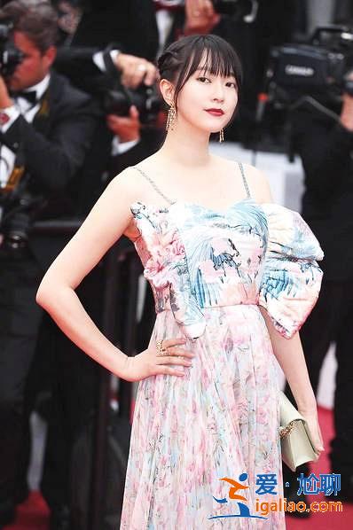 黄璐戛纳多变造型show来袭  获赞太“可”了！