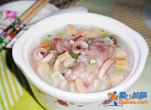 鱿鱼排骨粥的做法？
