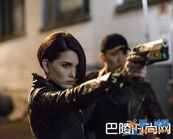 《摩天大楼》好看吗？昆凌台词不超过20句？