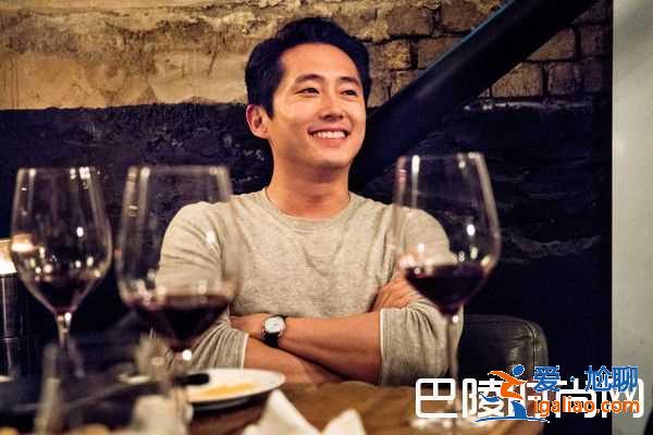《燃烧的爱》影评：那些无法忘记的不存在？
