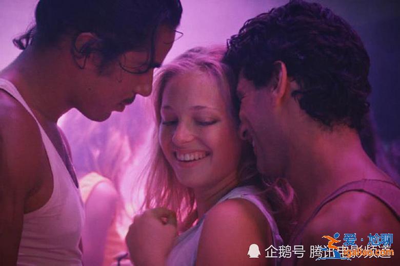 《阿黛尔的生活》导演新片性内容太多 部分戛纳观众愤怒离 《阿黛尔的生活》导演新片性内容太多 部分戛纳观众愤怒离