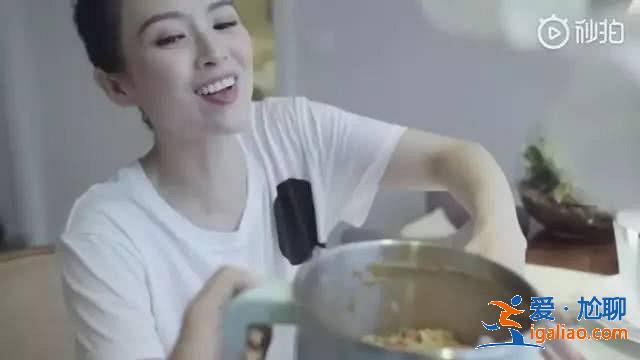 章子怡一顿饭只吃四口维持的少女颜，却被沈月的这个操作碾压