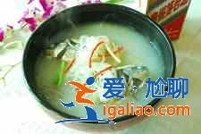 鱼汤怎么做好吃？