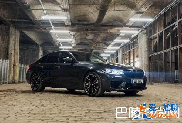 《不可能的任务：全面瓦解》阿汤哥开着BMW M5出任务帅炸？