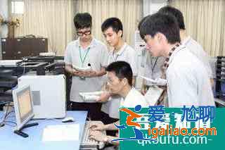 计算机专业毕业,找什么工作比较好？