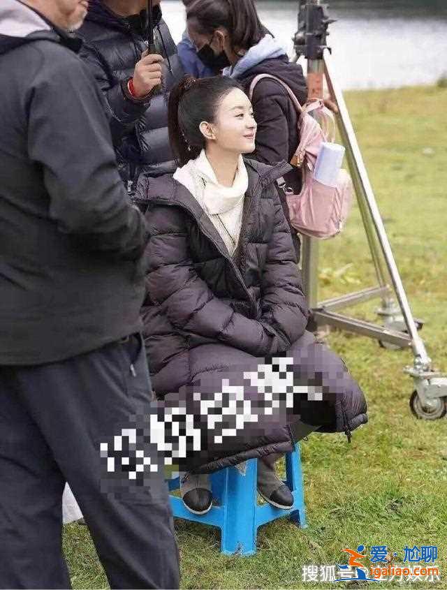 赵丽颖王一博路透踩高跷拍戏，前者产后才复出高反严重不停吸氧！