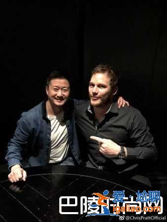侏罗纪世界2亚洲首映发布会 吴京见到星爵相谈甚欢？
