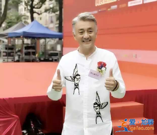 让天后戴绿帽反被封杀，沉寂多月想要重生，网友：香港人太健忘