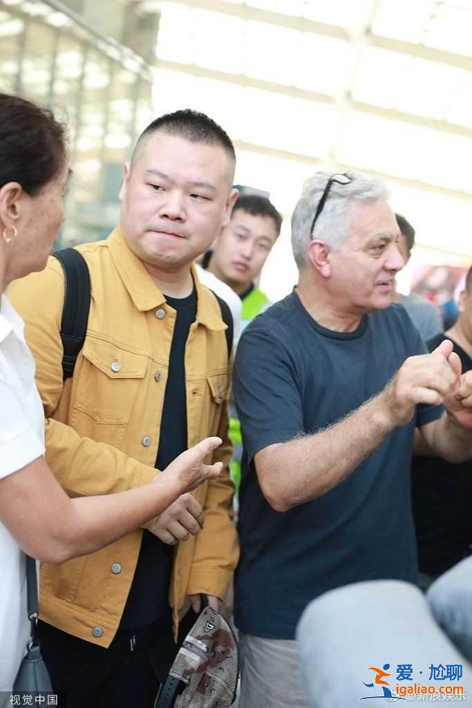 岳云鹏获“男粉杀手”称号，有粉丝大喊“我爱你”，有粉丝是老外