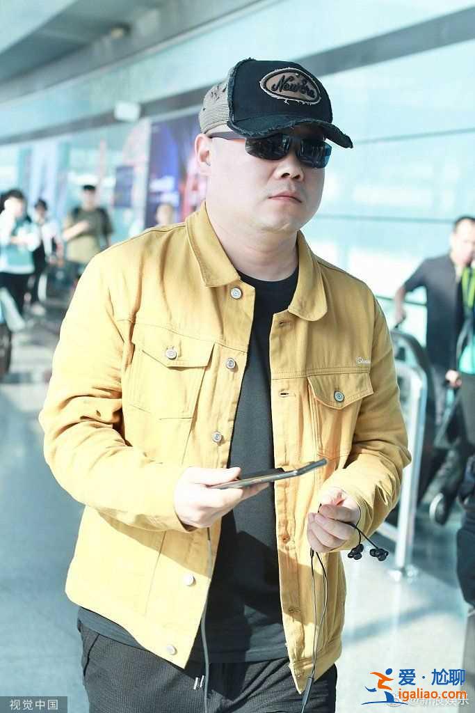 岳云鹏获“男粉杀手”称号，有粉丝大喊“我爱你”，有粉丝是老外