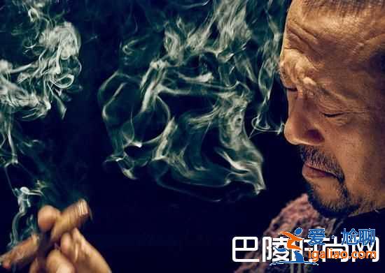 邪不压正廖凡许晴激情戏在第几分钟？有露点吗？