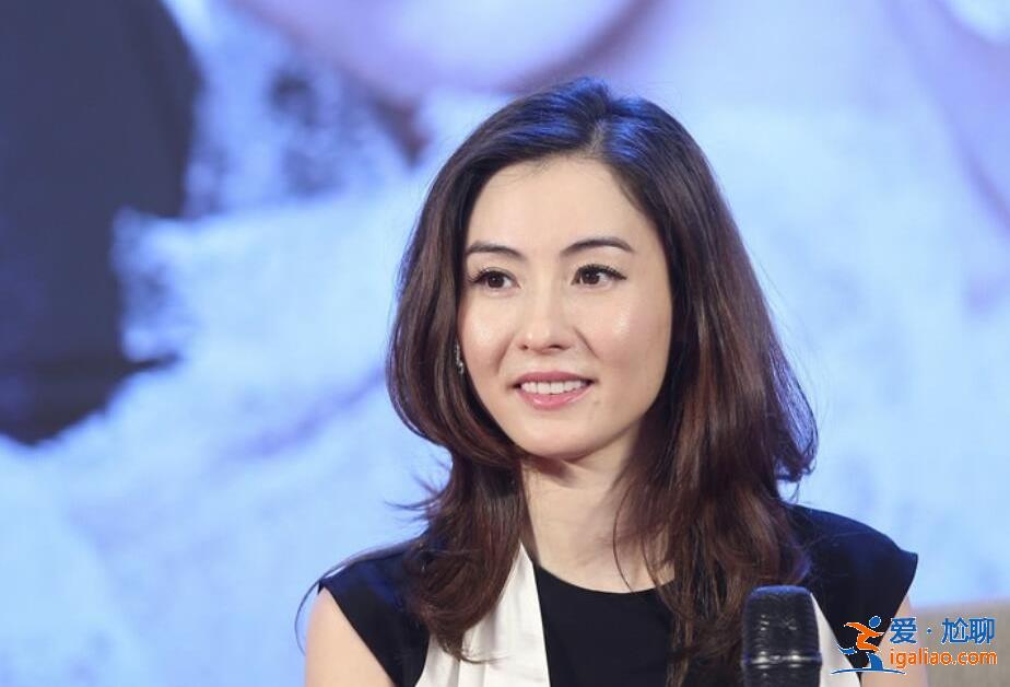 48小时曝出6段恋情42岁女星夜会俩鲜肉，娱乐圈周末好精彩[娱乐圈感情]？