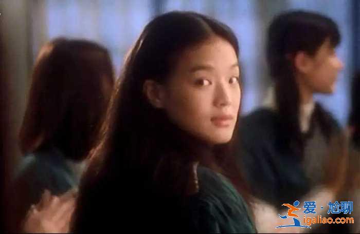 被迫辍学养家，成功转型实力演员,舒淇“丑小鸭”变成“白天鹅”