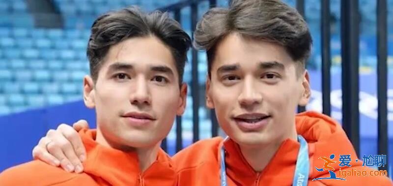 刘少林刘少昂为啥会说东北话 他们俩是双胞胎吗？？