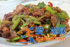 尖椒炒肉的做法？