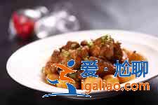 土豆烧排骨的做法？