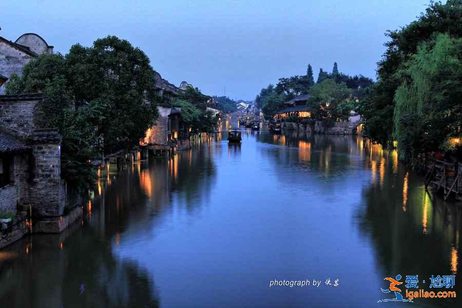 乌镇哪里的夜景最美，怎么体会乌镇夜景的美，乌镇夜游攻略？
