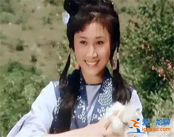 李连杰的初恋情人，少林寺中的“牧羊女”，单身至今成富婆