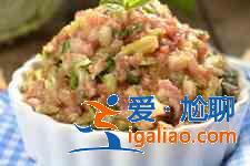 白菜猪肉饺子馅的做法？
