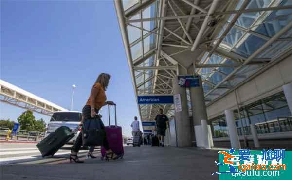 疫情资讯：中国旅行警告降至1级 所有人入境LAX均可免费接种新冠疫苗？