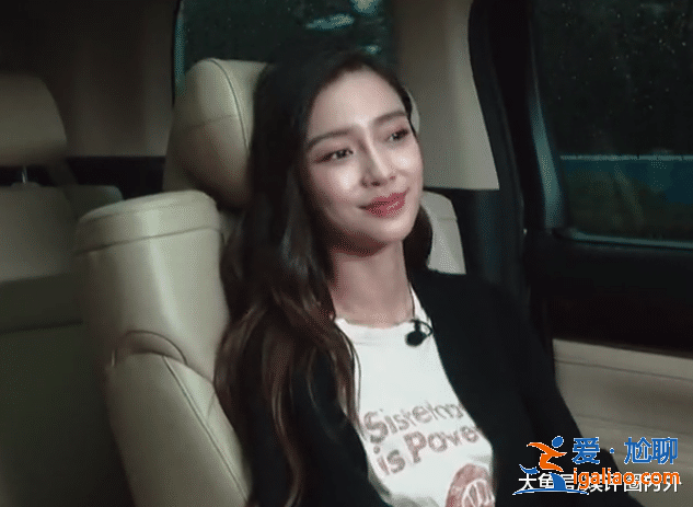 Baby发文4个字为黄晓明庆生，他上线30次欲言又止，回复杨颖：谢谢老婆