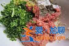 香菜丸子的做法大全？