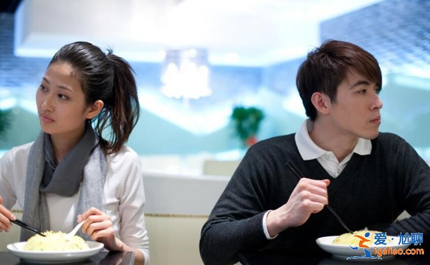 山东职业服装学院为爱冲锋事件 当事人是谁疑是校方回应被爆? 山东职业服装学院为爱冲锋事件 当事人是谁疑是校方回应被爆?