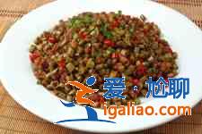 豆角炒肉的做法？