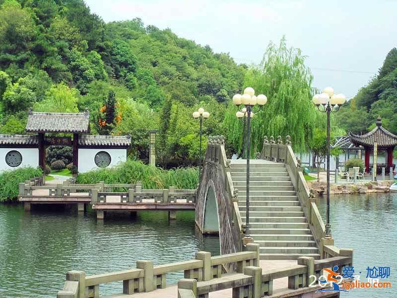 【郑州十一天气】2018郑州十一天气如何，2018郑州十一天气预报？