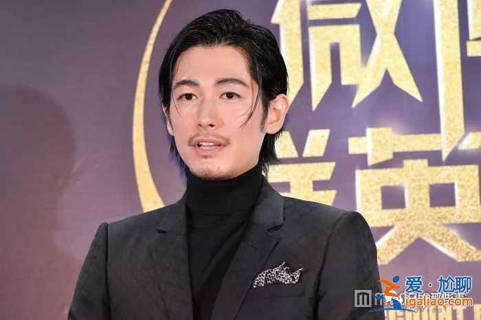 微博群英会在日本盛大举行 中日明星红毯争奇斗艳