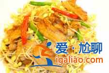 黄豆芽炒肉的家常做法？