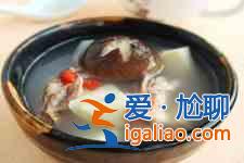 香菇煲鸡汤？