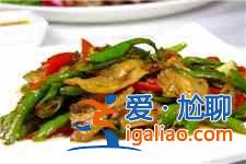 如何做辣椒炒肉？