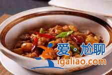 板栗炖鸡的做法？