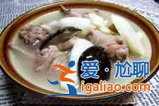 香菇炖鸡？