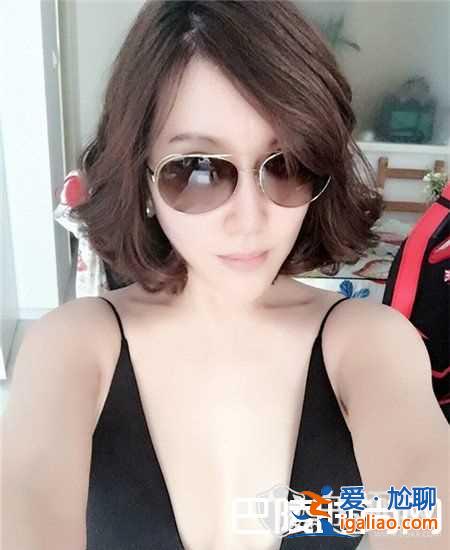 igl夏季赛csgo选拔赛女解说是谁 邹璇微博资料、性感照？