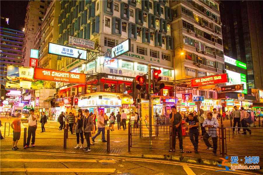【购物】什么时候去香港购物最便宜，去香港哪里购物便宜？