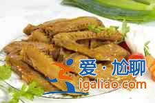 盐焗鸡翅的做法? 盐焗鸡翅的做法?