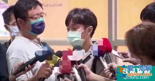 吴青峰被恩师告上法庭 哽咽表现一直把他当做父亲？