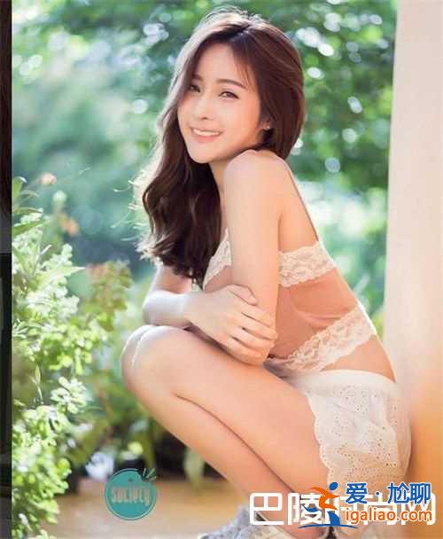 女人bb的真人图片 男生晚上脱美女的衣服？
