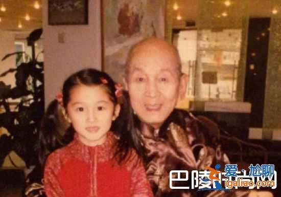 京圈女孩关晓彤儿时照片曝光 网友感叹真是从小美到大？